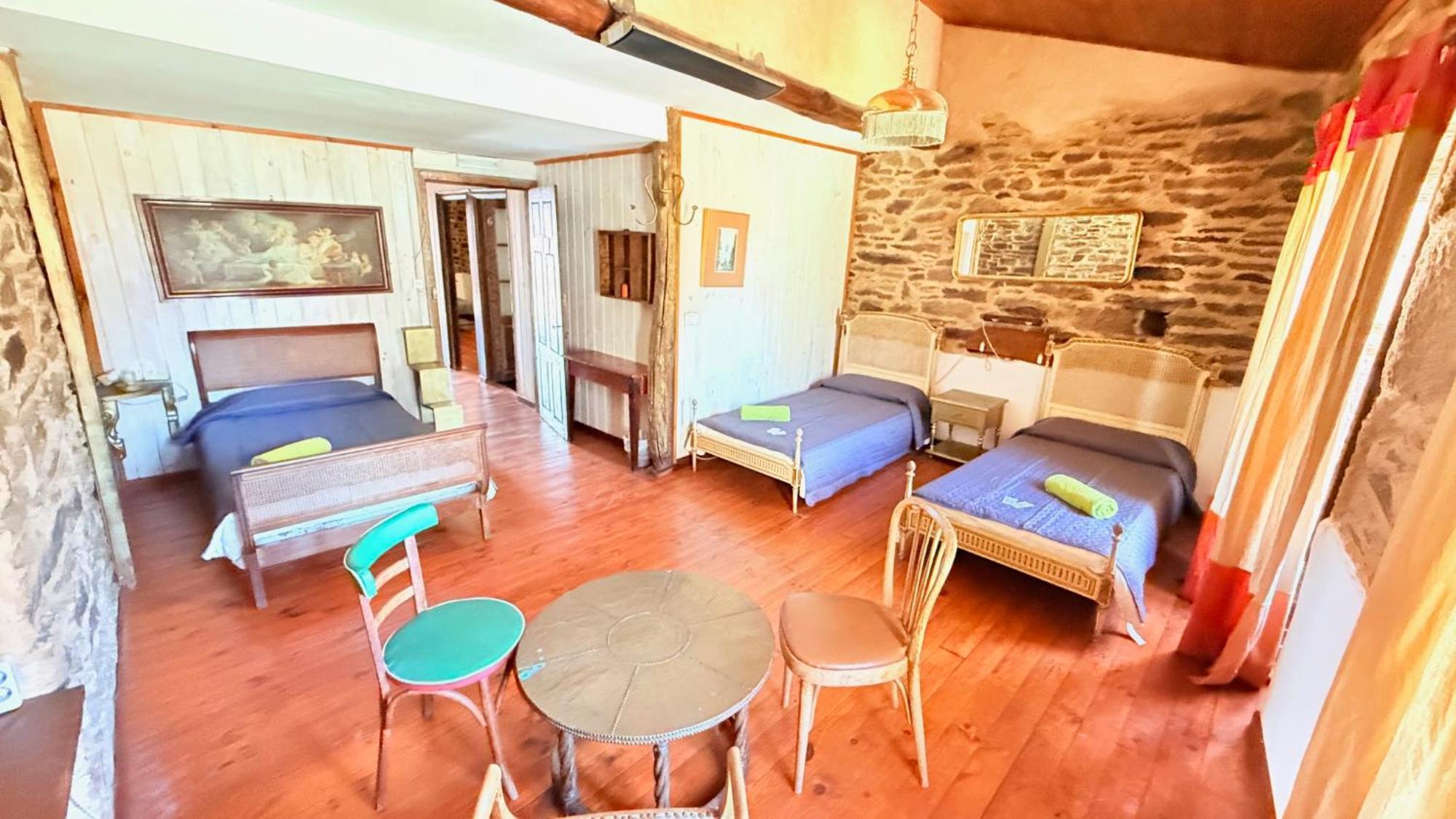 Pension Y Albergue Matias Locanda Sarria Bagian luar foto